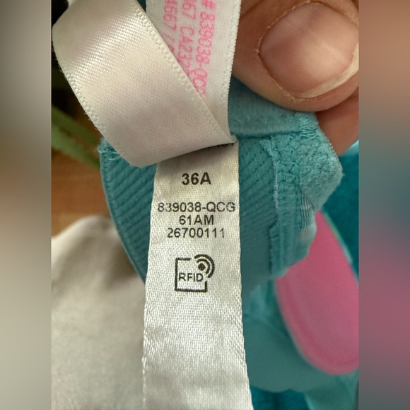 Victorias Secret "Pink" Wear Everywhere Push Up Bra Sz 36A Turquoise Tie Dye - Picture 6 of 6